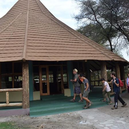 Roika Tarangire Tented Lodge Kwa Kuchinia Bagian luar foto